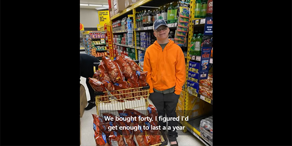 Rich purchasing ketchup potato chips